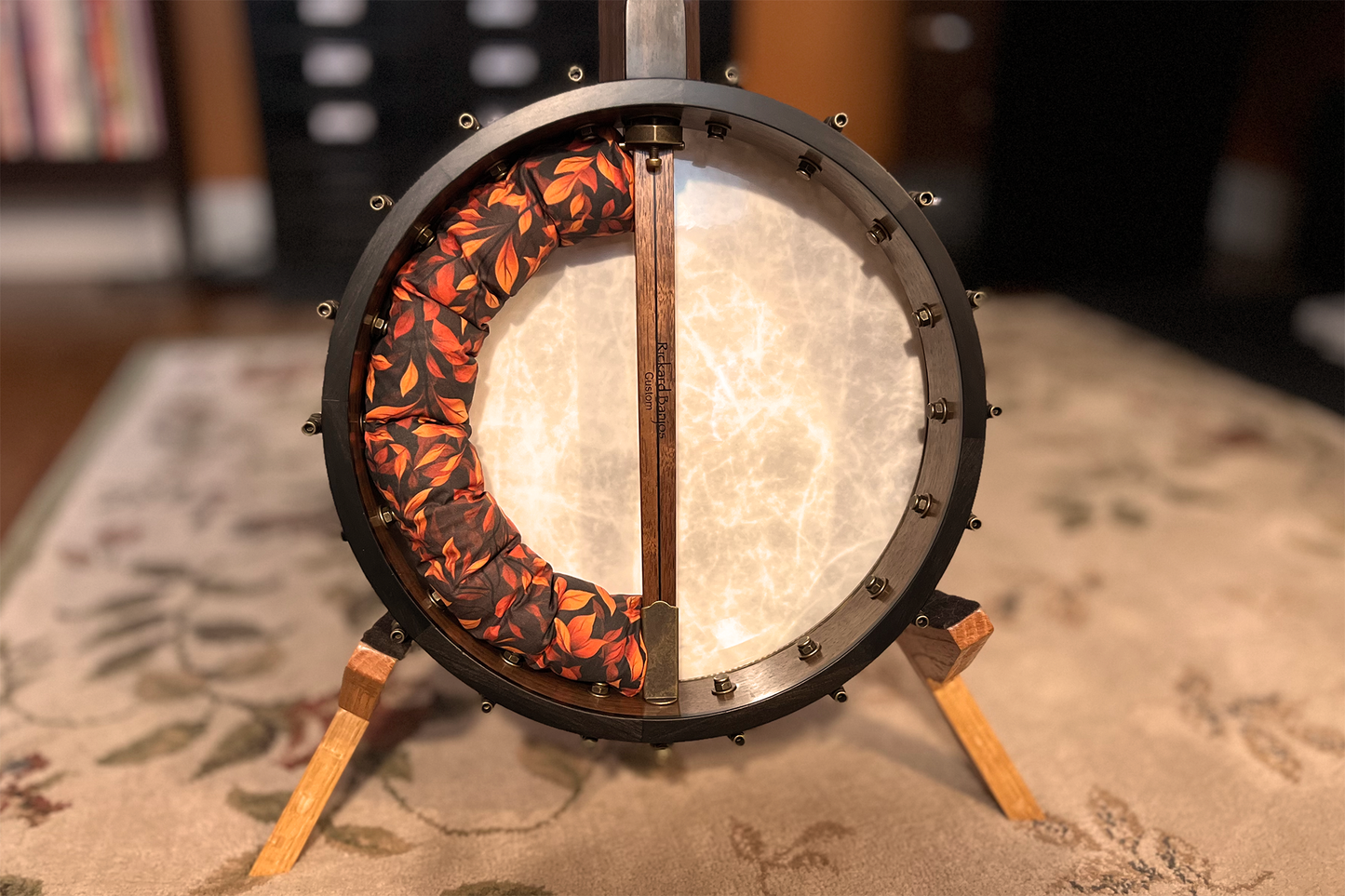 Banjo Bolster